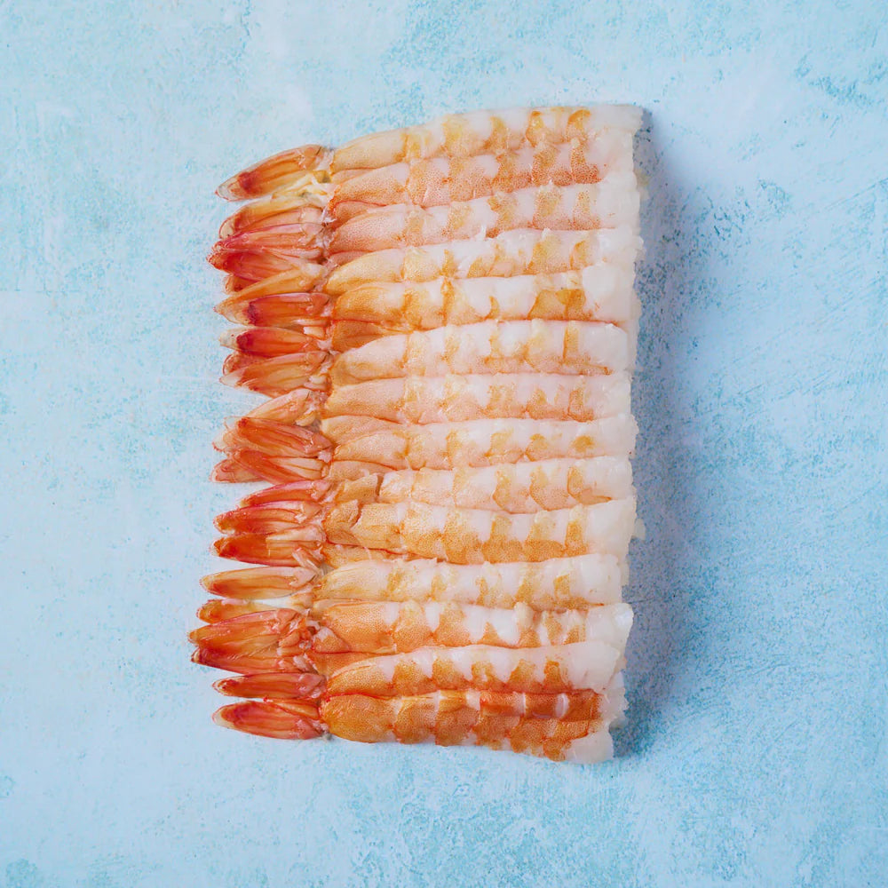 Cooked and peeled butterfly prawns